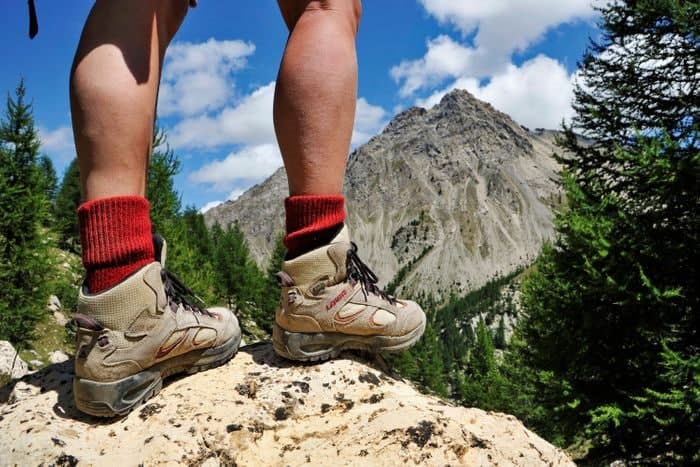 انواع کفش کوهنوردی | بهترین کفش کوهنوردی چهار فصل