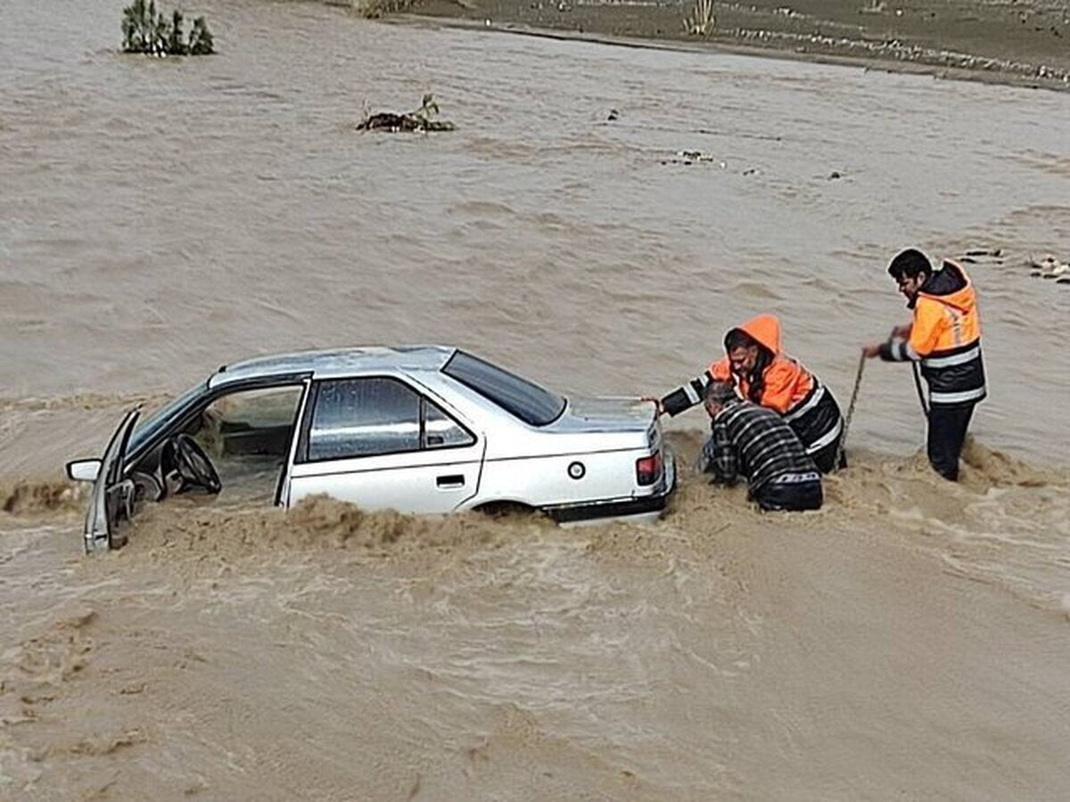 کنار رودخانه‌های البرز توقف نکنید