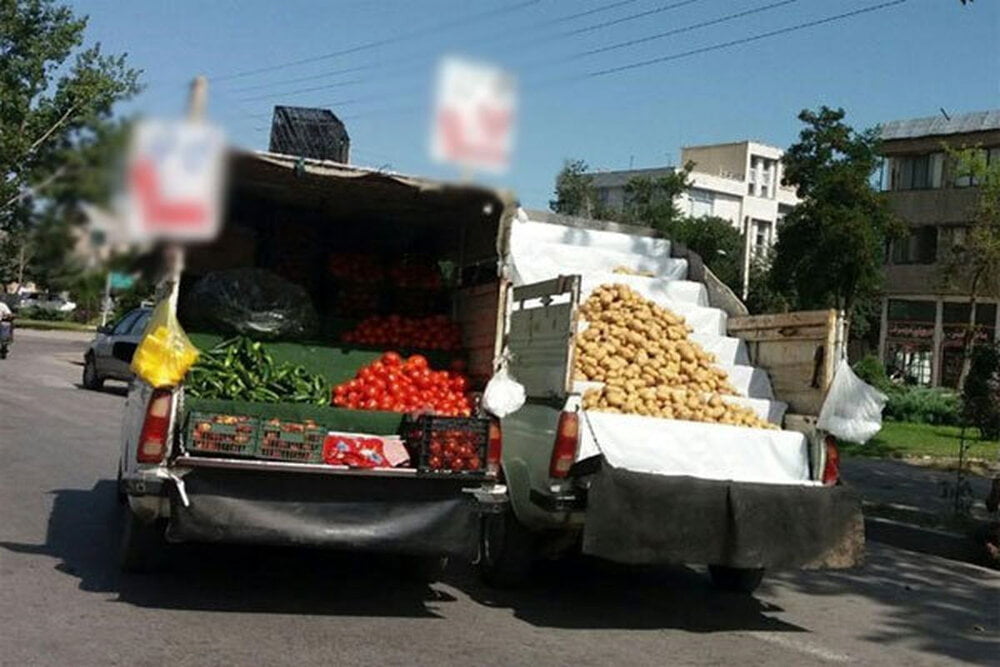 ضرورت ساماندهی خودروهای میوه‌فروش و وانت‌بارهای شهر کبودراهنگ