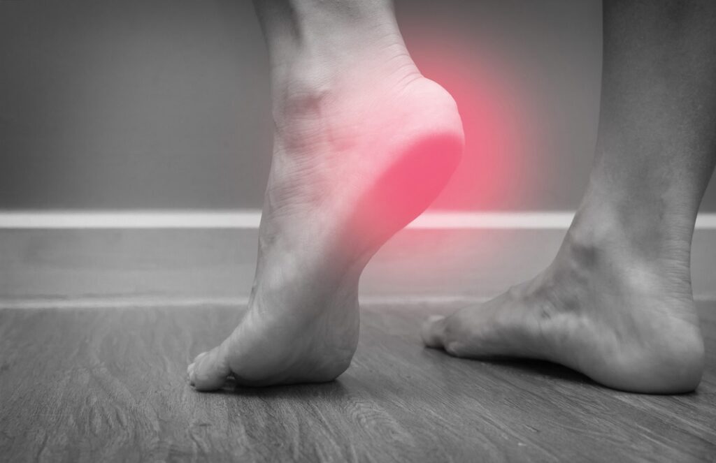 Causes of foot pain and ways to treat it